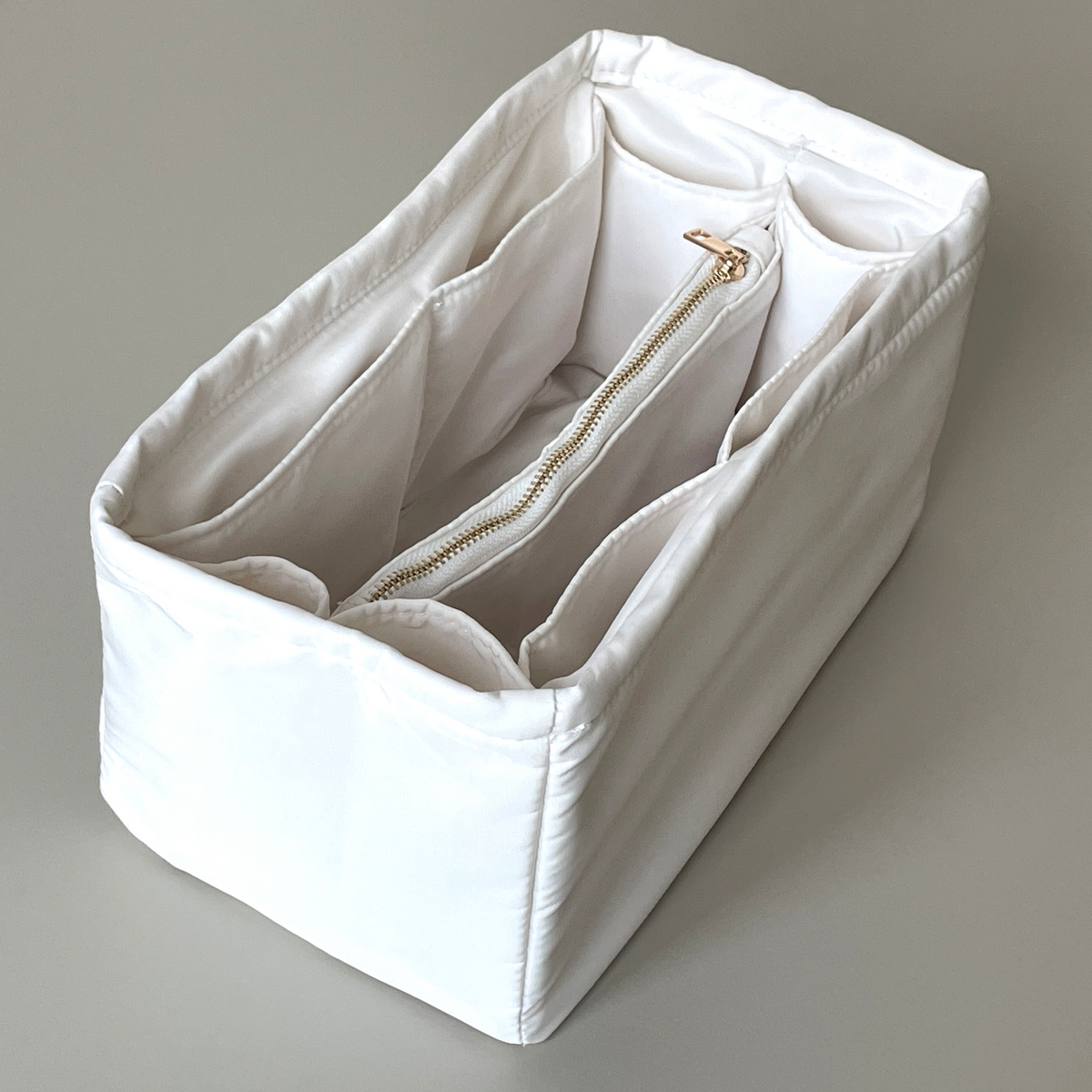H2835 CHANEL シャネル　大 収納　保存袋　袋　バッグ　まとめ Nylon-B-White_e9bdc281-a10d-